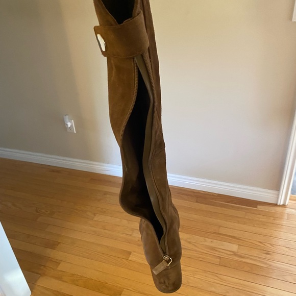 Brown suede boots sz9.5 - Picture 2 of 7